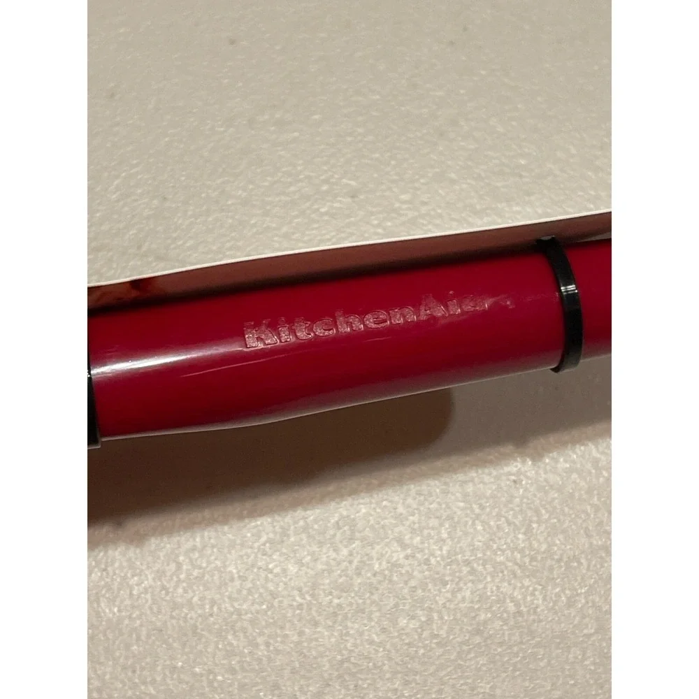 KitchenAid Pizza Cutter RED MODEL # KE113OHERA RED NEW WITH TAGS!